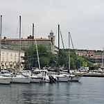 Robi *